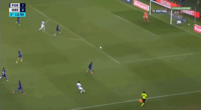 Marlon marca para o Grêmio e empata no Castelão