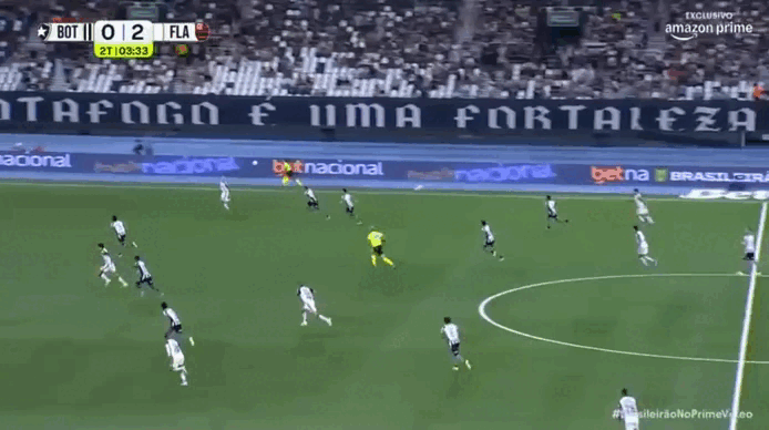 Varela cruza na medida e Pedro escora para fazer Botafogo 0x3 Flamengo